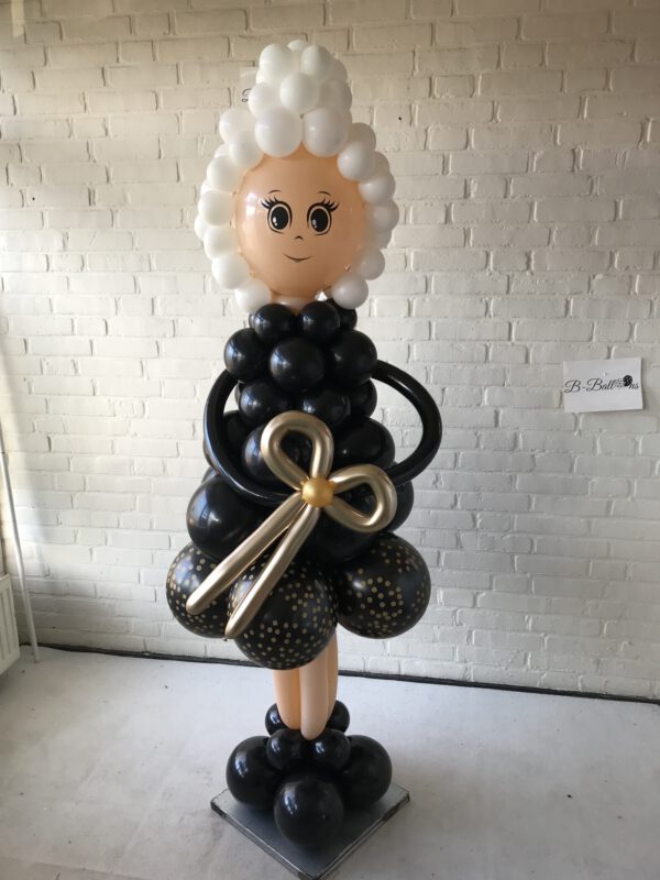 Ballonnen decoratie pop eigen ontwerp voor binnen of buiten the first lady . elegant zwart goud leuk om iemand te verassen met haar sarah sara jubileum