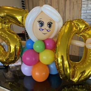 loesje ballonnen decoratie stuk met 2 cijfers in haar handen ook voor opsturen