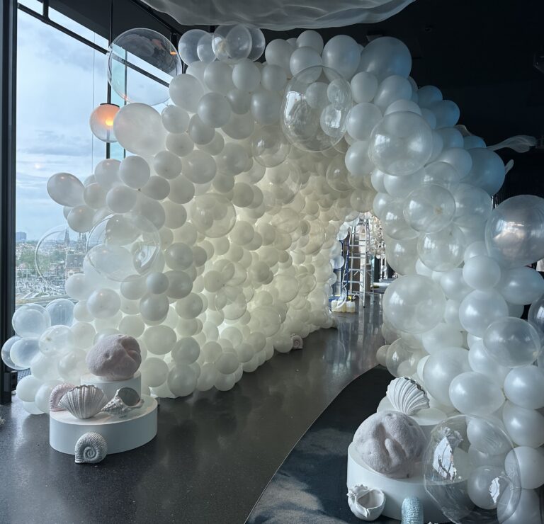 Parel tunnel hilton amsterdam ballonnen kampioen - b-balloons